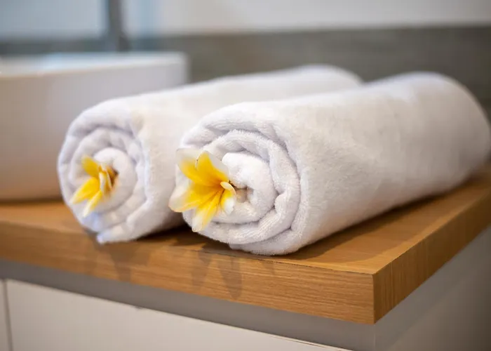 Center Of - Cute Little - Calm & Quiet - 2br Ferienhaus *