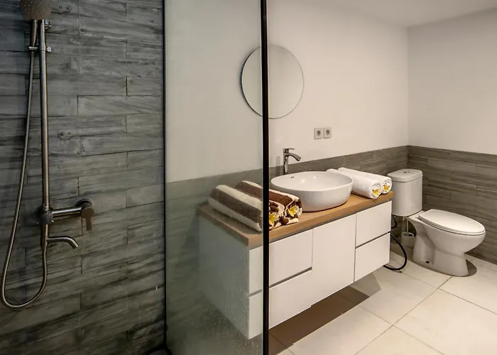 Ferienhaus Center Of - Cute Little - Calm & Quiet - 2br Canggu